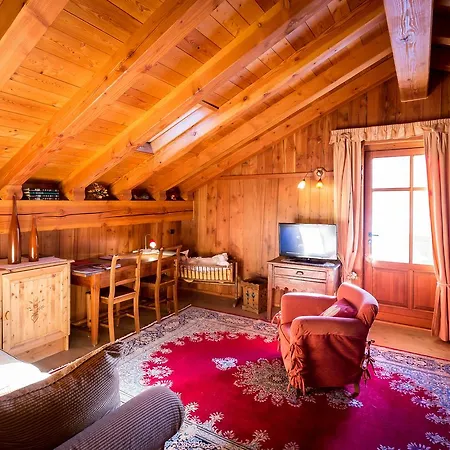Hotel Lyshaus Gressoney-Saint-Jean