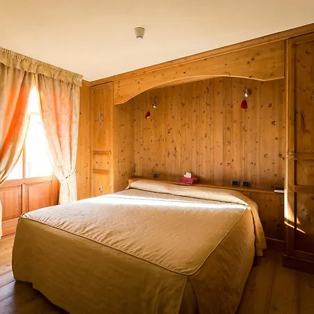 Ξενοδοχείο Lyshaus 4*