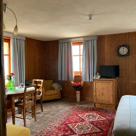 Lyshaus 4*